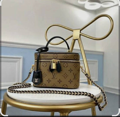 LV

With Box
🎁🎁🎁

105 dhs🇦🇪

Zain143
♥️♥️♥️