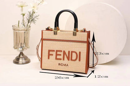 FENDI sᴜɴsʜɪɴᴇ
ᴍɪɴɪ ᴛᴏᴛᴇ ʙᴀɢ
ʀᴀᴛᴛᴀɴ ᴛᴡᴇᴇᴅs ᴍᴀᴛᴇʀɪᴀʟ
ᴡɪᴛʜ ʟᴏɴɢ ʙᴇʟᴛ sᴛʀᴀᴘ
sɪᴢᴇ : 26 cm

95 dhs🪙

Zain31
♥️♥️♥️