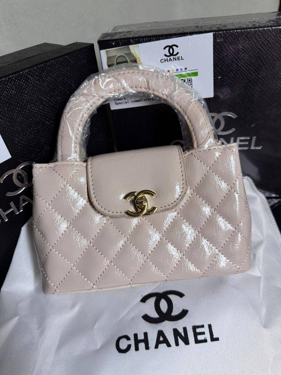 Chanel kelly
Size :  20 * 12.5 * 6 cm
85 dhs🇦🇪
with box🎁

Zain115
♥️♥️♥️