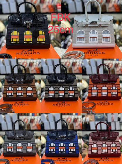 Hermes

with box 
🎁🎁🎁

130 dhs🪙💕

Zain50
♥️♥️♥️