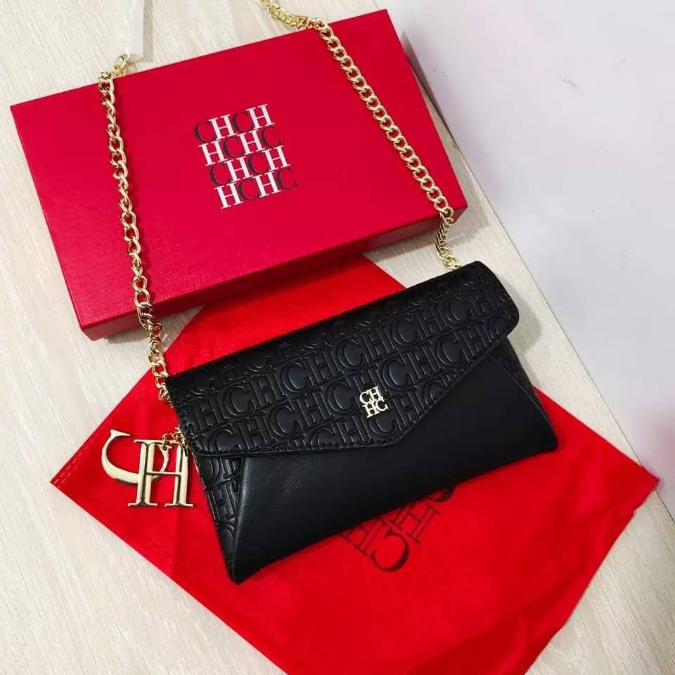 CH
Best quality 
with box’s 
🎁🎁🎁

95 dhs🇦🇪

size 22 cm

Zain158
♥️♥️♥️