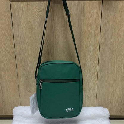 LACOSTE Bag 

GOOD quality 
30 dhs🇦🇪

Zain40
♥️♥️♥️