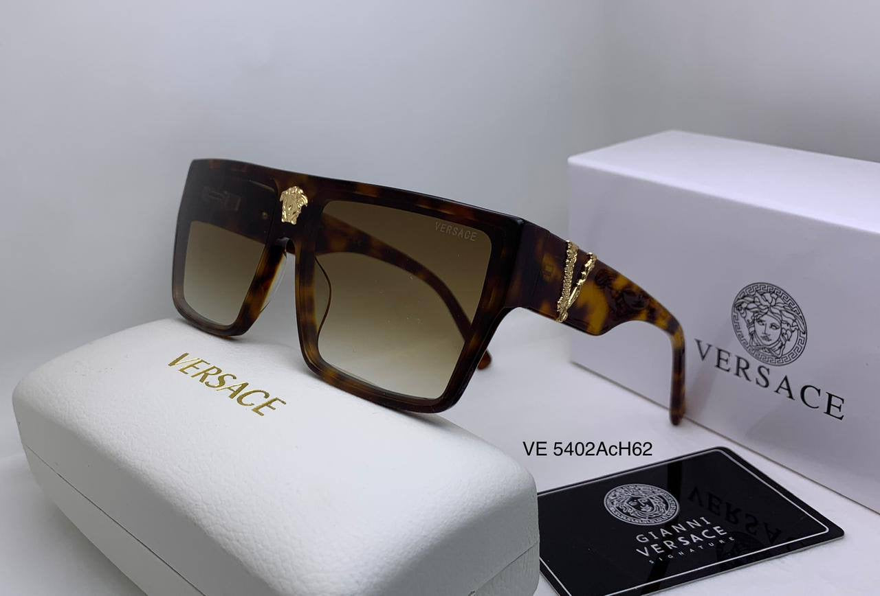 Versace
Super master 
170 dhs🪙

Zain126
♥️♥️♥️