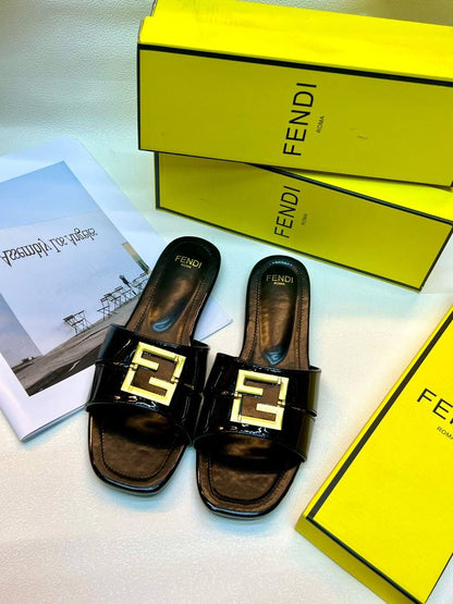 Fendi
Size 36to41
70 dhs🇦🇪

Zain236
♥️♥️♥️