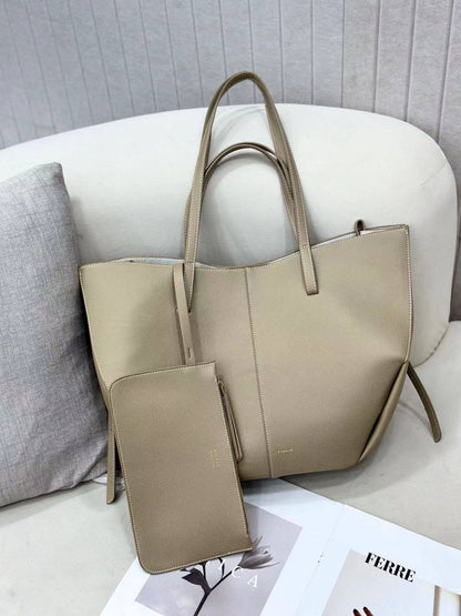 POLENE 

35 cm

120 dhs🇦🇪

Zain44
♥️♥️♥️