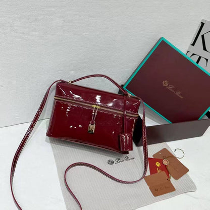 LORO PIANA GLOSSY 
GOOD QUALITY 

95 dhs🇦🇪

WITH BOX 
🎁🎁🎁

Zain28
♥️♥️♥️