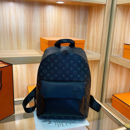 LV
38*28*17cm
95 dhs🇦🇪

Zain17
♥️♥️♥️