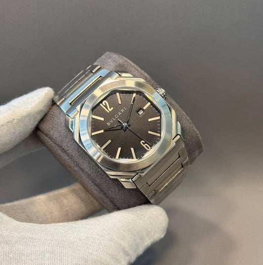 Bvlgari 
watch for men 
good quality 
190 dhs🇦🇪

Zain59
♥️♥️♥️