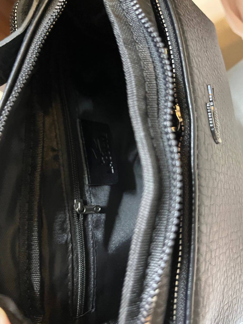 Men's bag
60 dhs🇦🇪

Zain42
♥️♥️♥️