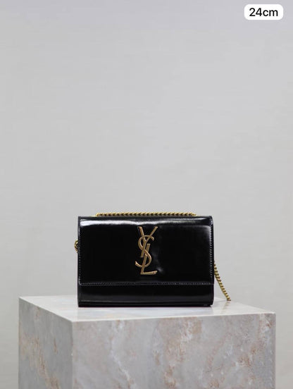 Ysl Kate
Size : 24 * 14.5 * 5.5  cm
95 dhs🇦🇪

with box 🎁

Zain115
♥️♥️♥️