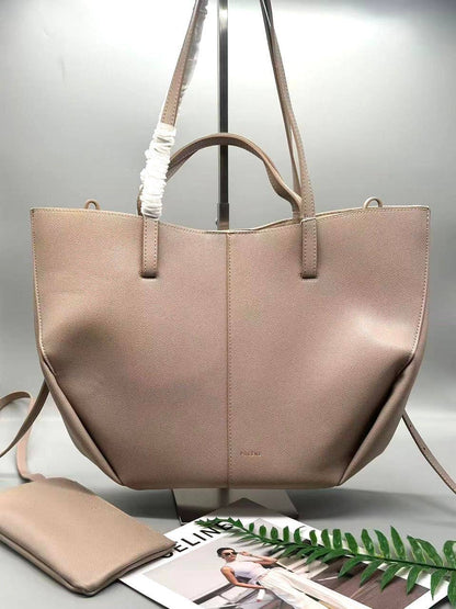 POLENE 
COPY ONE NEW CAME  
200 dhs🇦🇪
SIZE: 43cm

Zain39
♥️♥️♥️