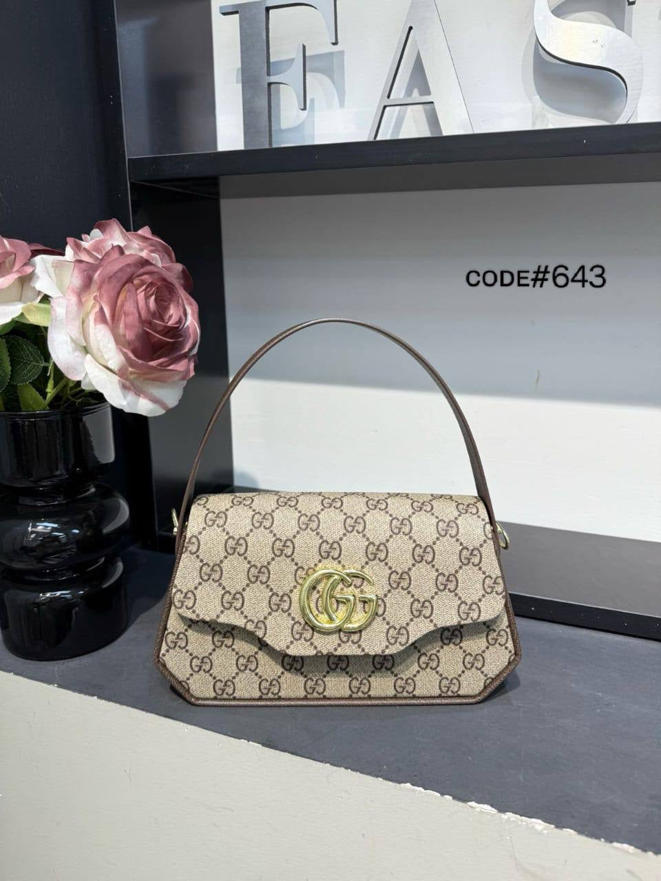 Gucci ʜᴀɴᴅ ʙᴀɢ
ᴡɪᴛʜ ʟᴏɴɢ ʙᴇʟᴛ sᴛʀᴀᴘ
sɪᴢᴇ : 23 cm

70 dhs🇦🇪

Zain31
♥️♥️♥️