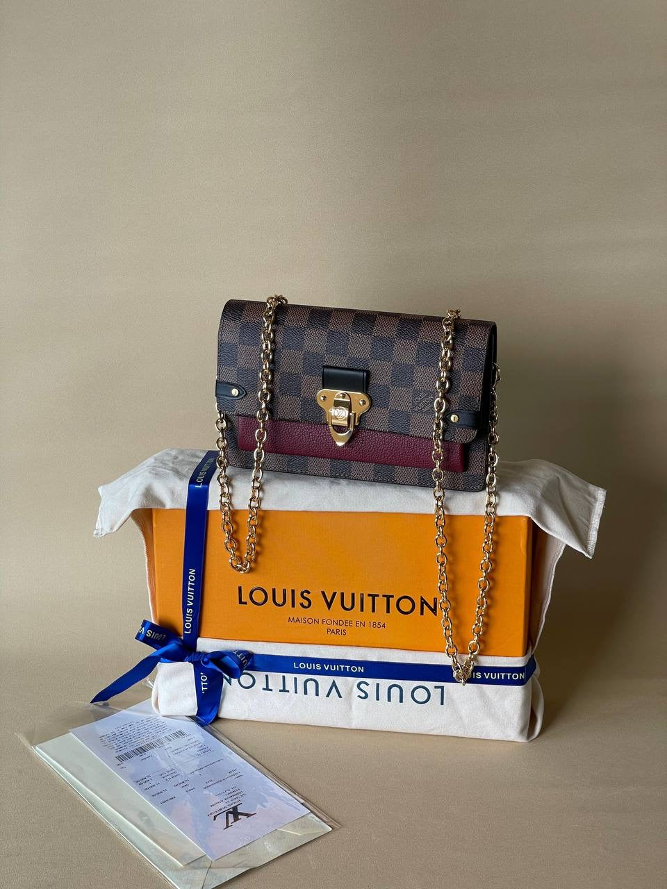Louis vuitton
Master +++++
*20 cm*
*AVAILABLE NOW*
For Price 👇 WTSP Text Zain 0568585901

Zain257
♥️♥️♥️