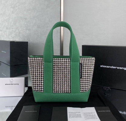 Alexanderwang  
offer price
65 dhs🇦🇪

Zain39
♥️♥️♥️