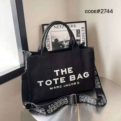 Marc Jacobs
ᴛʜᴇ ᴛᴏᴛᴇʙᴀɢ ᴢɪᴘ
ᴄᴀɴᴠᴀss ᴍᴀᴛᴇʀɪᴀʟ
ɪᴛ ʜᴀs ʟᴏɴɢ sᴛʀᴀᴘ
sɪᴢᴇ : 40 cm

70 dhs🪙

Zain31
♥️♥️♥️