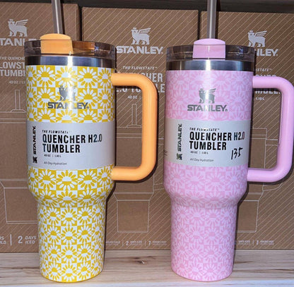 New 40 oz Stanley 
1.18 ml 
70 dhs🪙

Zain88
♥️♥️♥️