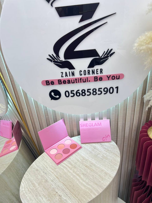 Makeup pallete 

30 dhs

Zain49

♥️♥️♥️