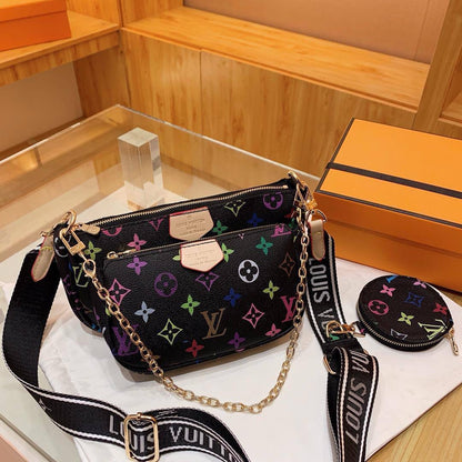 LV
3 in 1
With box
🎁🎁🎁

75 dhs🇦🇪

Zain17
♥️♥️♥️