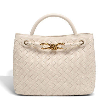 Offer YSL / MK / Hermes
Bottega
Size : 36 ~ 23  cm

70 dhs🇦🇪

with box🎁

Zain115
♥️♥️♥️♥️