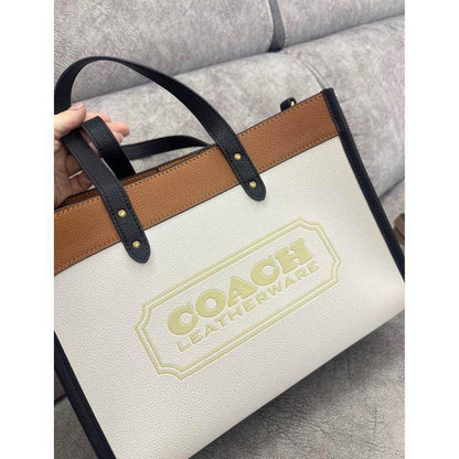 Coach 

Master

30cm 
250 dhs🇦🇪

Zain248
♥️♥️♥️