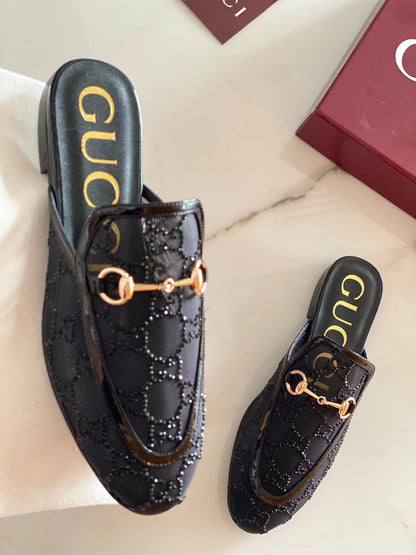 Gucci sandal
AAA master quality 
Size 36……..41
450 dhs🪙
Available now  ✅👌

Zain180
♥️♥️♥️