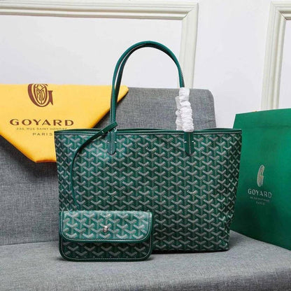 Goyard
Best quality 
100 dhs🇦🇪
size 46 cm

Zain158
♥️♥️♥️