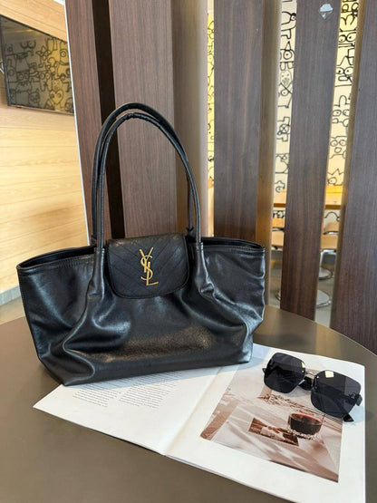 YSL Master
350 dhs🇦🇪
#29 cm…

Zain228
♥️♥️♥️