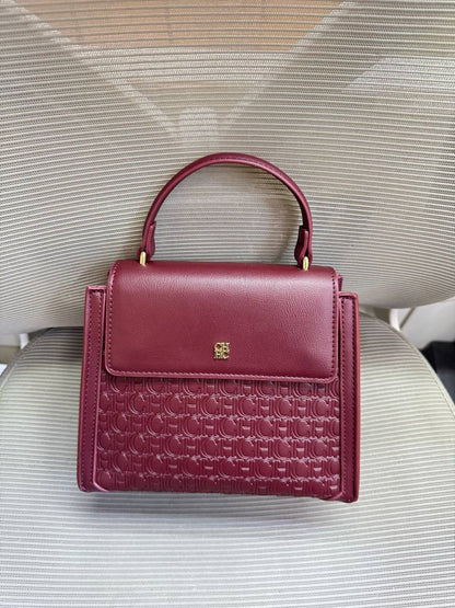 CH
23cm
105 dhs🇦🇪

withbox 🎁 

Zain16
♥️♥️♥️