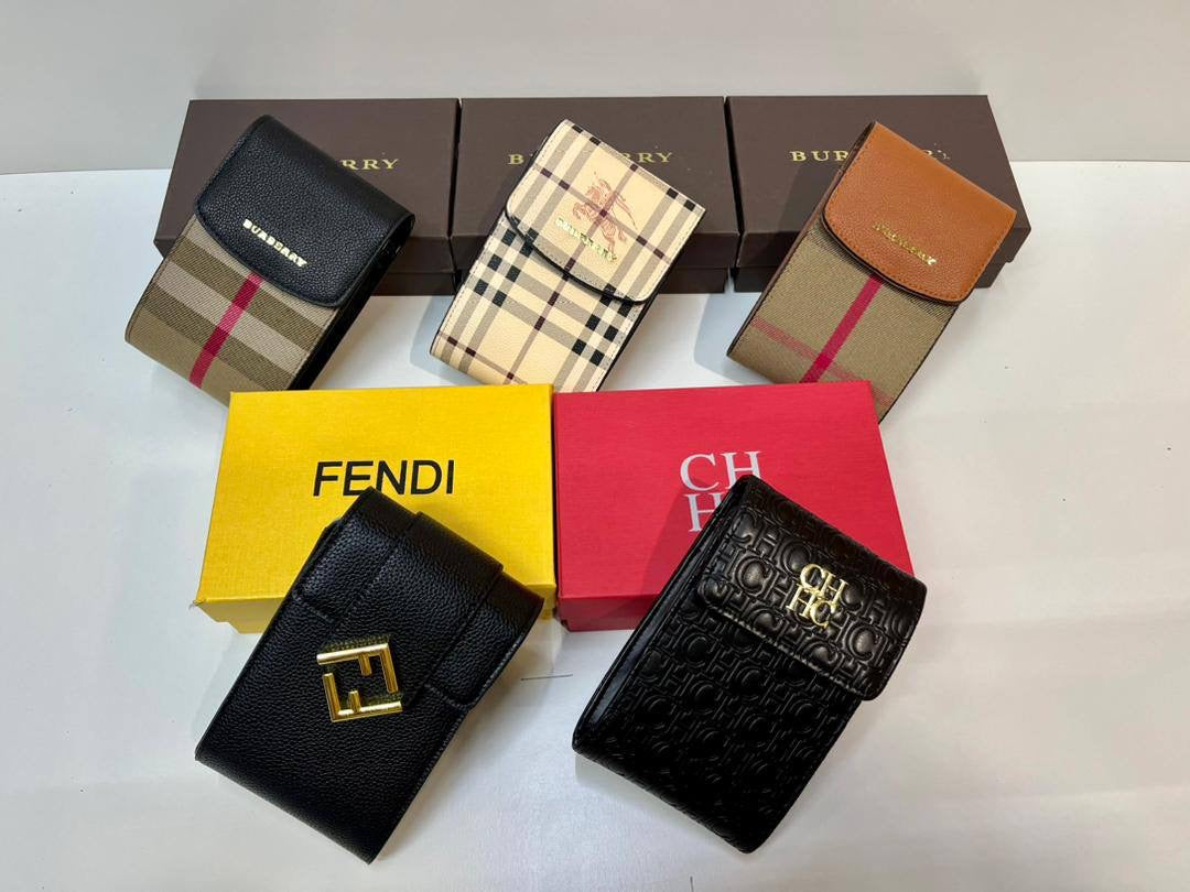 Mobile phone bag
60 dhs🪙

with box
🎁🎁🎁
size 11×18×4cm

Zain42
♥️♥️♥️