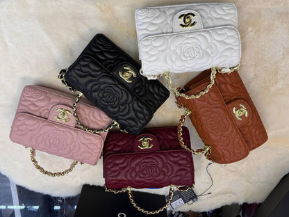 Chanel ᴛᴏᴘ ʜᴀɴᴅʟᴇ/ chain
ᴇᴍʙʀᴏɪᴅᴇᴅ ғᴏʟʟᴏᴡᴇʀ 
ɢᴏʟᴅ ʜᴀʀᴅᴡᴀʀᴇ 

ᴡɪᴛʜʙᴏx
🎁🎁🎁

ᴄᴀᴠɪᴀʀ 
sɪᴢᴇ:20ᴄᴍ
105 dhs🇦🇪

Zain56
♥️♥️♥️