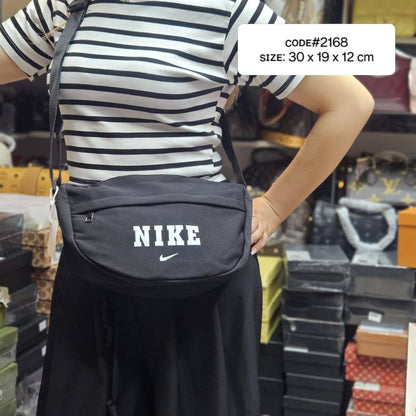 𝗡𝗜𝗞𝗘 𝗦𝗣𝗢𝗥𝗧𝗦
Loop CROSSBODY BAG
ʟɪɴᴇɴ ᴄʟᴏᴛʜᴇ ᴍᴀᴛᴇʀɪᴀʟ
sɪᴢᴇ : 30 cm ᴡɪᴅᴇ

35 dhs🇦🇪

Zain31
♥️♥️♥️