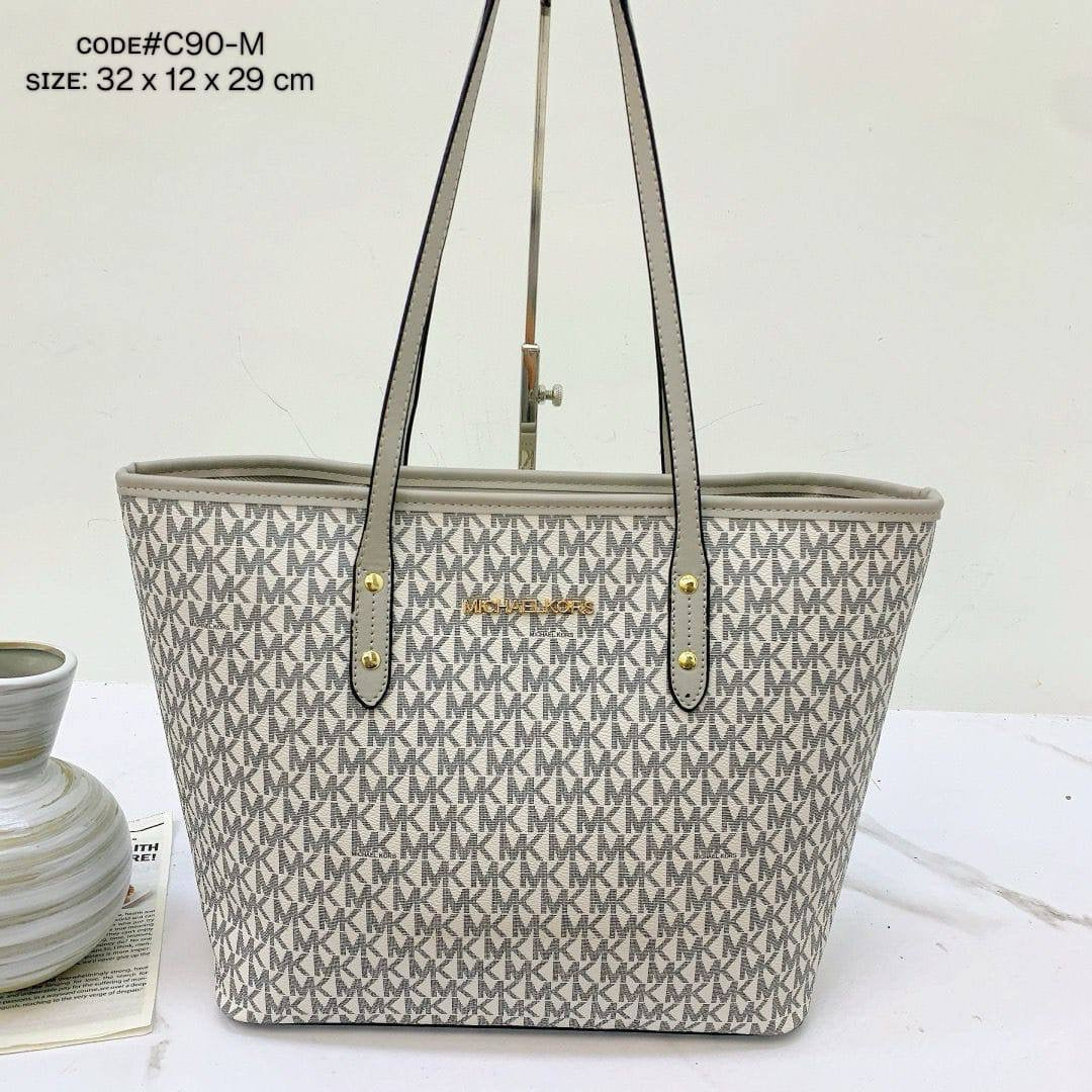 MK
sʜᴏᴜʟᴅᴇʀ ᴛᴏᴛᴇʙᴀɢ
ᴢɪᴘᴘᴇʀ ᴛʏᴘᴇ
sɪᴢᴇ :. 32 cm

70 dhs🪙

Zain31
♥️♥️♥️