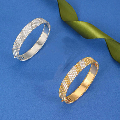 VCA Set
Bangle 
Ring 💍 
     6,7,8,9

95 dhs🇦🇪normal box🎁
125 dhs🇦🇪with Original box🎁

Zain48
♥️♥️♥️