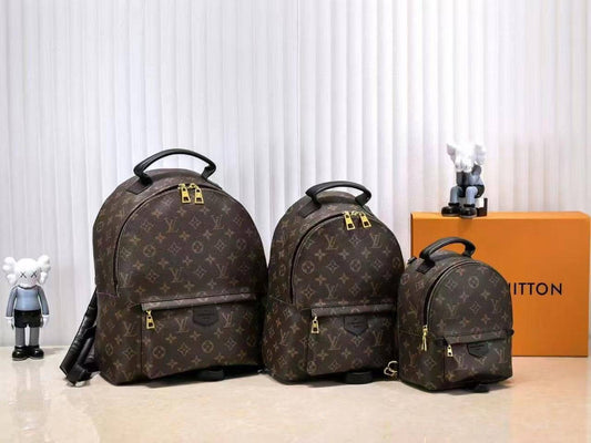 LV Master

Big 250 dhs🇦🇪
medium 230 dhs🇦🇪
small 220 dhs🇦🇪

Zain228
♥️♥️♥️
