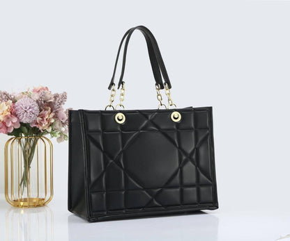 YSL - Dior
offer price
65 dhs🇦🇪

Zain39
♥️♥️♥️