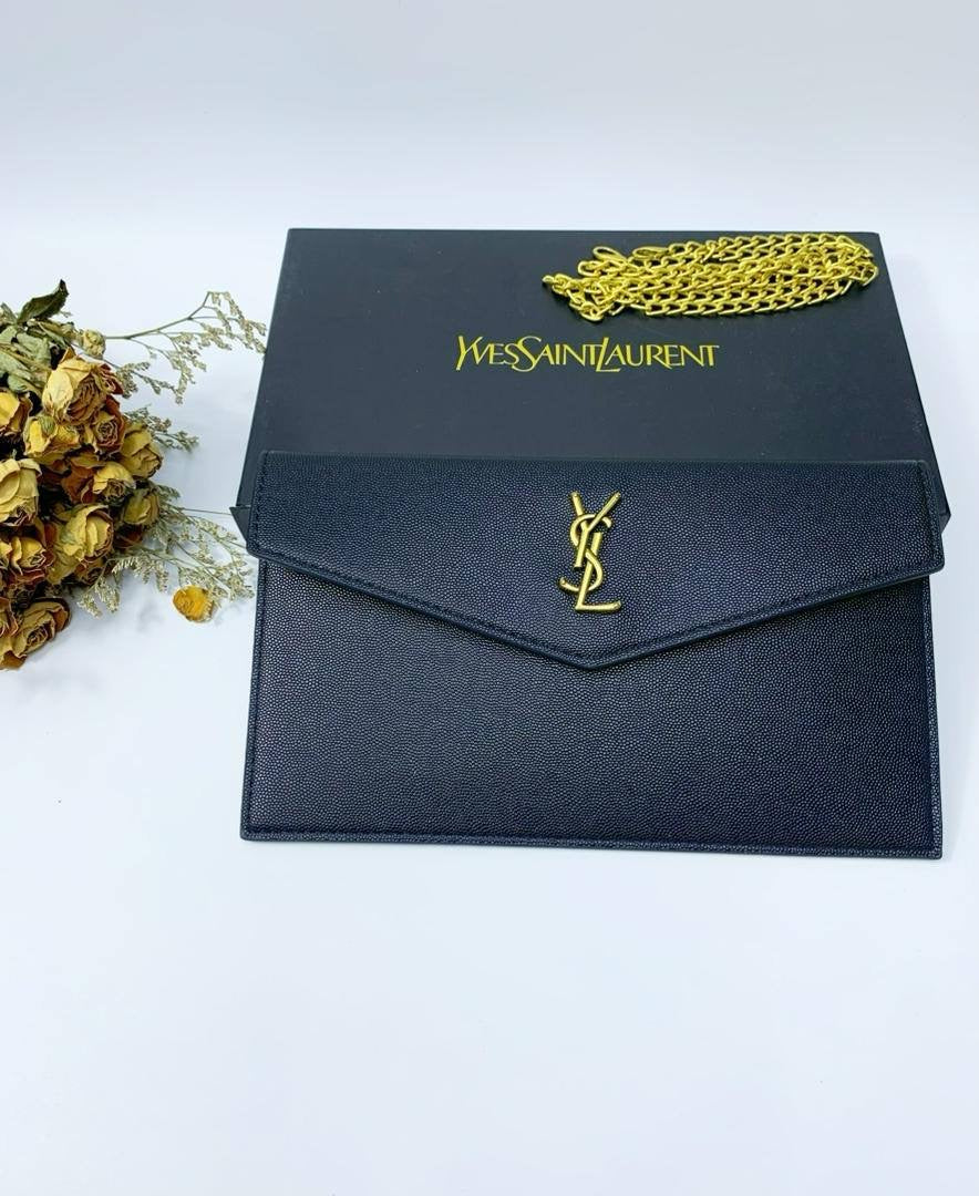 YSL

70 dhs🪙

With box
🎁🎁🎁

Zain35
♥️♥️♥️