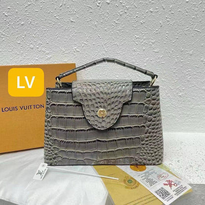 🎉 Offer 🎊LV / Chanel / Tory Buch
Size: 27 ~ 20.5  cm
70 dhs🇦🇪
Limit Stock

Zain115
♥️♥️♥️