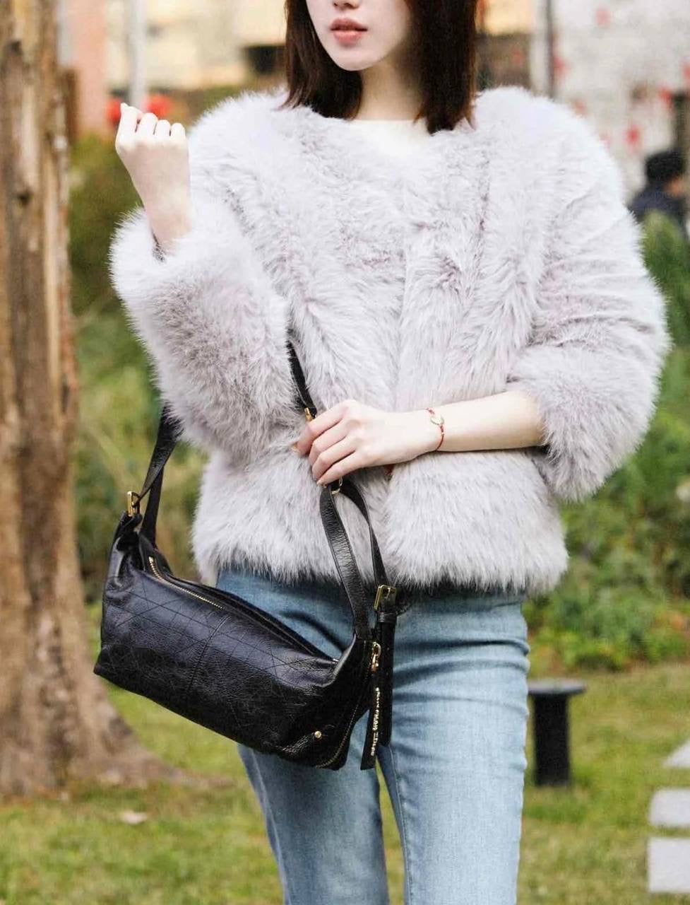 DIOR 
NEW DESIGN GOOD QUALITY 
120 dhs🇦🇪

Zain39
♥️♥️♥️