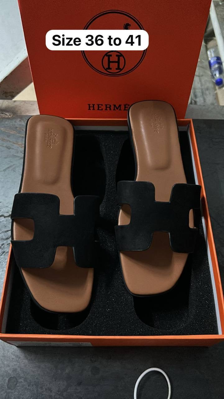 Hermes 

size 36 to 41

75 dhs🪙

Zain103
♥️♥️♥️