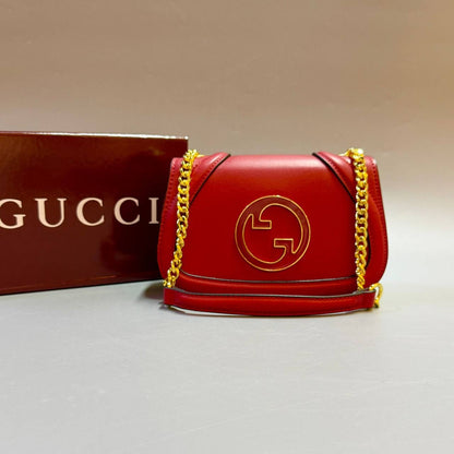 GUCCI 
NEW CAME GOOD QUALITY 

WITH BOX 
🎁🎁🎁

100 dhs🇦🇪

Zain39
♥️♥️♥️