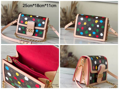 LV
NOW SPECIAL OFFER 
With leather
130 dhs🇦🇪

Zain39
♥️♥️♥️