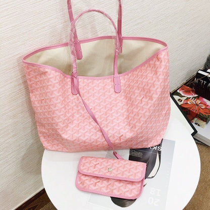 Goyard
good quality, 
size 45* 26 cm 
85 dhs🇦🇪

Zain12
♥️♥️♥️