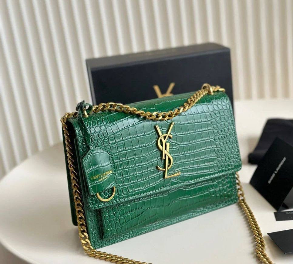 YSL

95 dhs🇦🇪

Good quality 
with box
🎁🎁🎁

Zain35
♥️♥️♥️