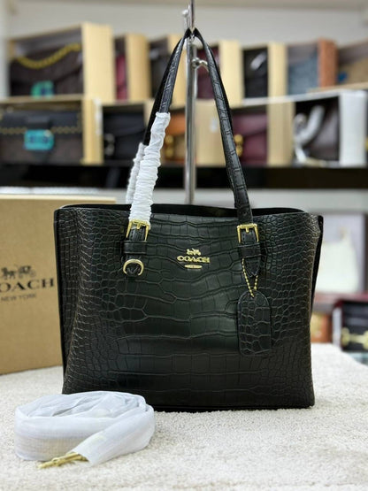 COACH 
GOOD QUALITY 
95 dhs🇦🇪

WITH BOX 
🎁🎁🎁

Zain28
♥️♥️♥️