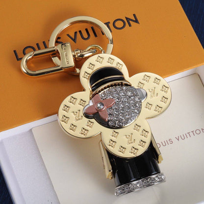 Lv Keychain & BAG 
charm with 

110 dhs🇦🇪

GOOD Box And Paper Bag🎁

Zain89
♥️♥️♥️