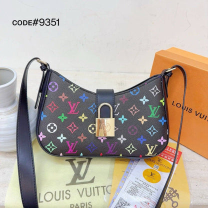 LV
ʟᴏᴡ ᴋᴇʏ sʜᴏᴜʟᴅᴇʀ ʙᴀɢ
ᴡɪᴛʜ ʟᴏɴɢ ʙᴇʟᴛ sᴛʀᴀᴘ
sɪᴢᴇ : 27 ᴄm
ᴡɪᴛʜ  BOX
🎁🎁🎁

75 dhs🇦🇪

Zain31
♥️♥️♥️