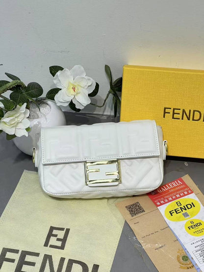 Fendi
70 dhs🇦🇪

Zain22
♥️♥️♥️