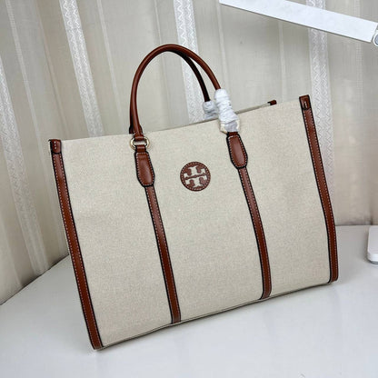 Tory Burch
90 dhs🇦🇪
Size…42x33cm
Size…35x27cm

Zain137
Zain93
♥️♥️♥️