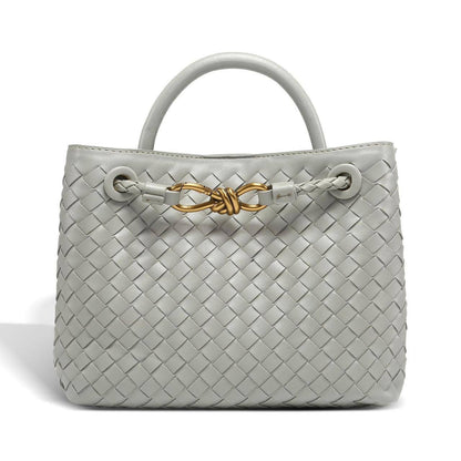 Offer YSL / MK / Hermes
Bottega
Size : 36 ~ 23  cm

70 dhs🇦🇪

with box🎁

Zain115
♥️♥️♥️♥️