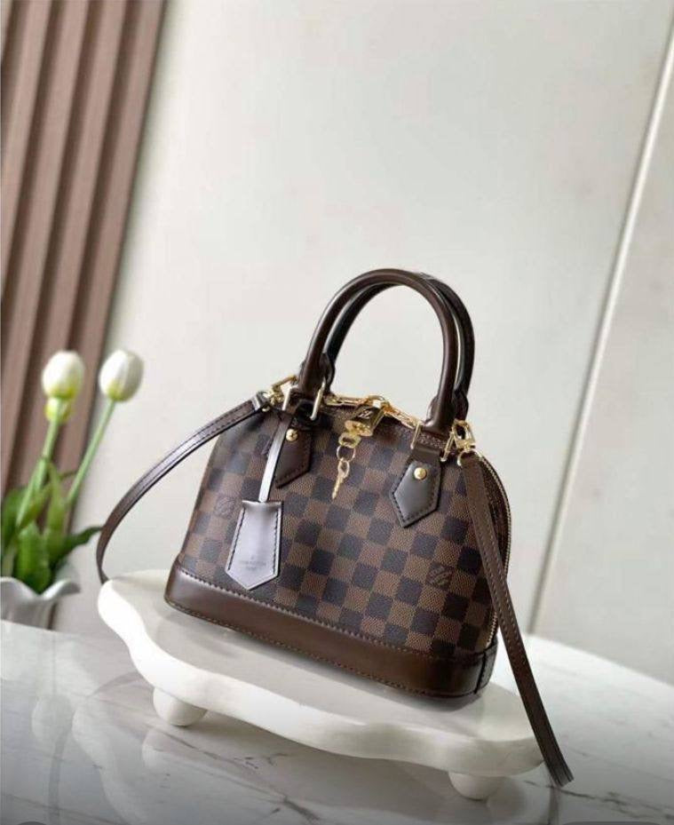 LV Master
Good Quality 
250 dhs🇦🇪

Zain131
♥️♥️♥️